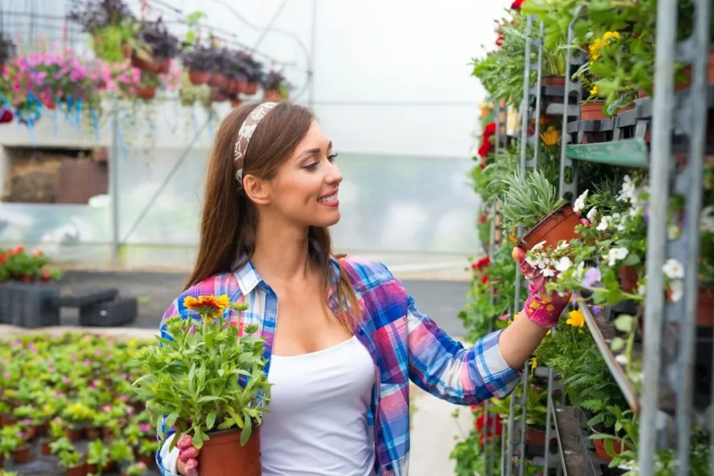 Vertical Farming Techniques for Small Balconies